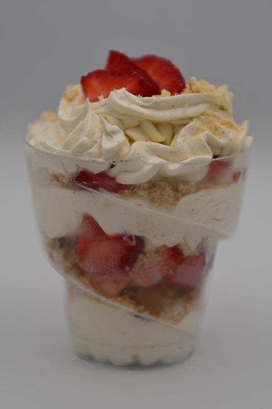 Strawberry Cheesecake Bliss 🍓